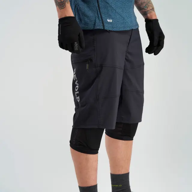 Sykkelshorts til herre M Devold Kløvstien Merino Shorts M M 960 